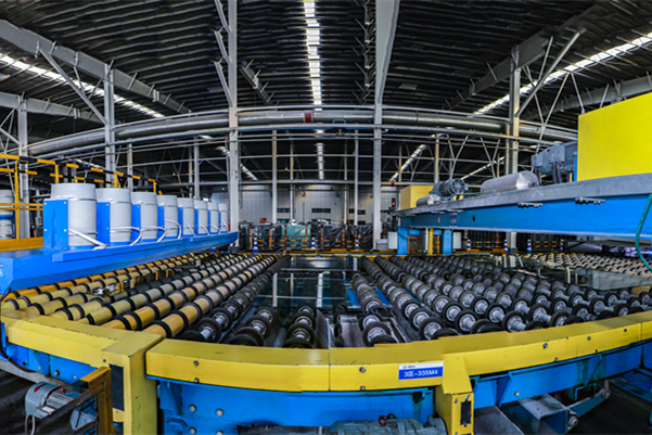 1769843019325870.jpg 浮法玻璃生产线。石晓博摄 (3)_副本.jpg